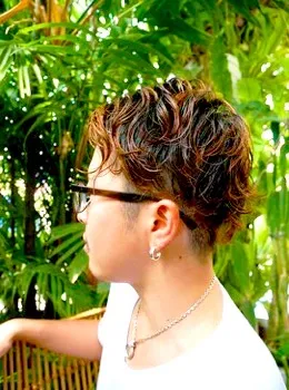 サロン施術シーン